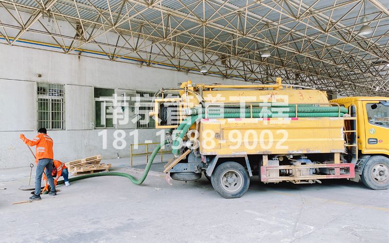 258奉贤工厂抽污水